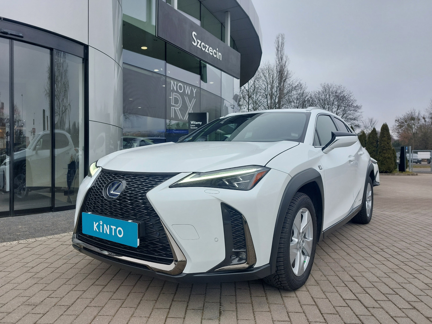 Oferta samochodu Lexus UX 2 0 Hybryda 2019 1 589 zł brutto mc Lexus