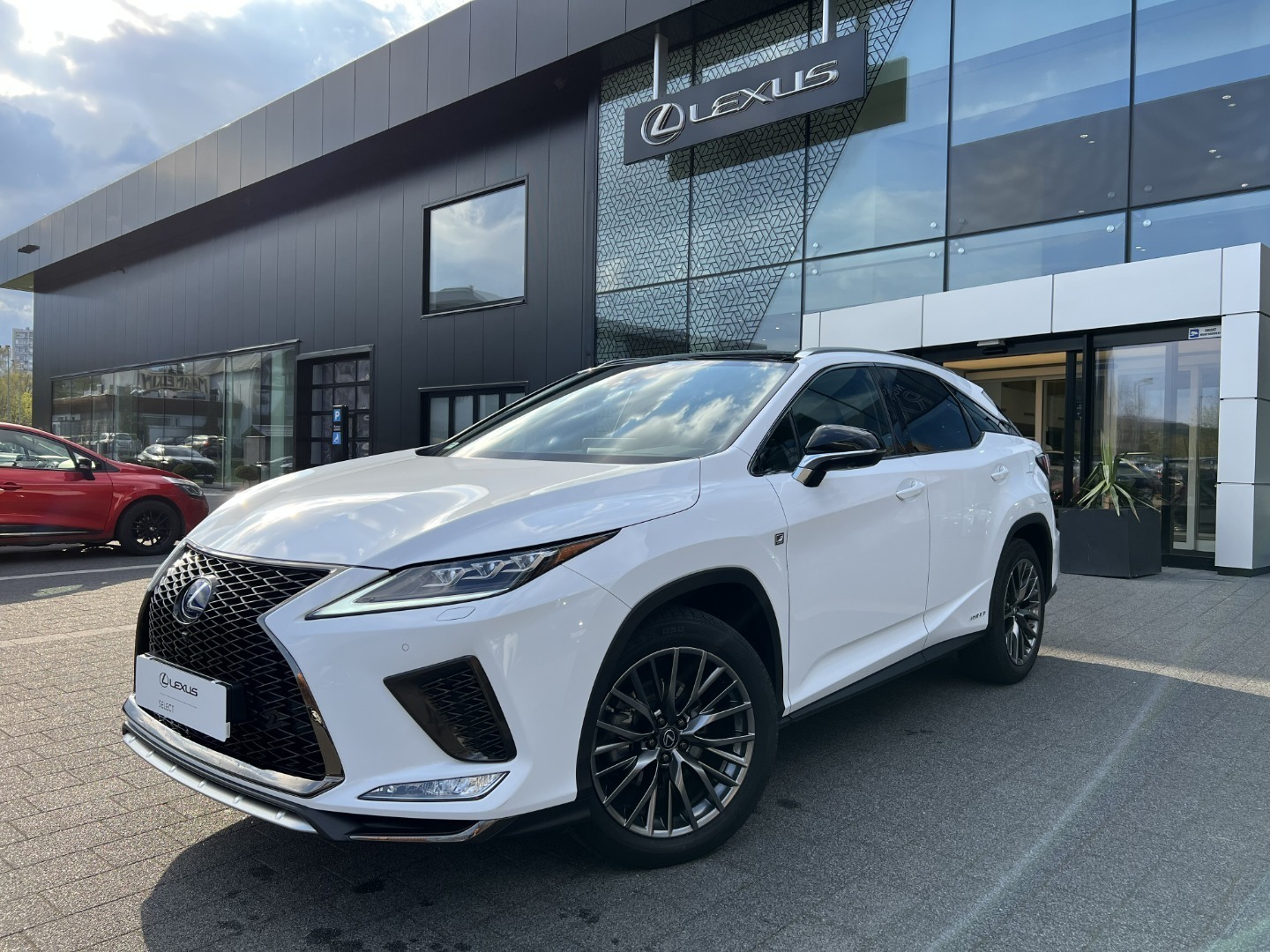 Oferta samochodu Lexus RX 3 5 Hybryda 2020 299 900 zł brutto Lexus