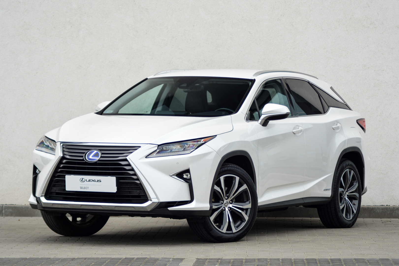 Oferta samochodu Lexus RX 3 5 Hybryda 2017 159 900 zł brutto Lexus Katowice