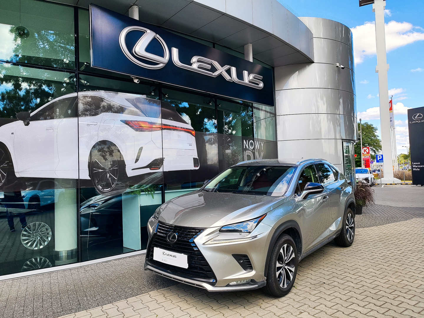 Oferta Samochodu Lexus Nx Benzyna Z Brutto Lexus